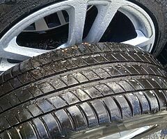Mercedes 17inch genuine alloy wheels with good Michelin tyres for sale