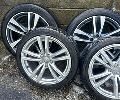 Audi a3,vw,skoda 18inch genuine alloy wheels with new tyres for sale fits on the Vw caddy van too