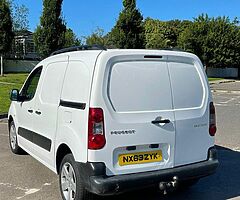 2013 Peugeot Partner