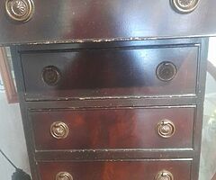 Very  old  small  unit  4  drawers   you  don't  get  units  like  this  anymore