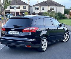 Ford Focus Estate 1.6 diesel . Manual . Long tax - Image 9/9
