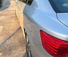 2013 Toyota Avensis Aura