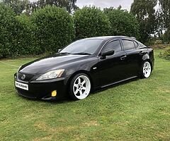 Lexus is250