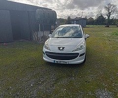 Car for sale - Image 3/4