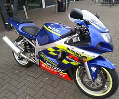 Gsxr 600 k2 - Image 6/6