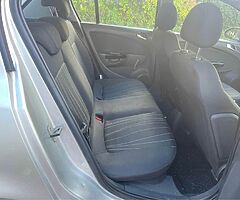 Opel Corsa/1.2 Petrol/2007 - Image 8/10