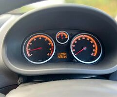 Opel Corsa/1.2 Petrol/2007 - Image 9/10