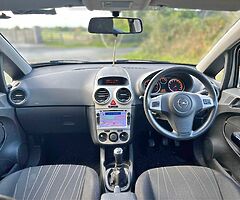 Opel Corsa/1.2 Petrol/2007 - Image 10/10