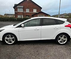 Ford Focus 1.5 TDCI Hatchback Manual - Image 3/9