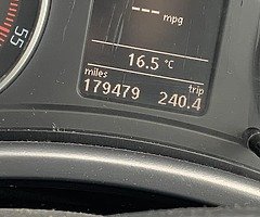 Skoda Octavia 1.6 diesel saloon automatic - Image 7/10