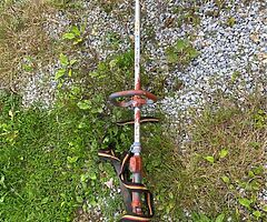 Castle garden ride on mower and strimmer - Image 3/4