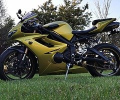 Triumph Daytona 675 SE