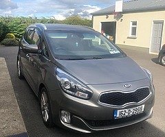 162 Kia Carens
