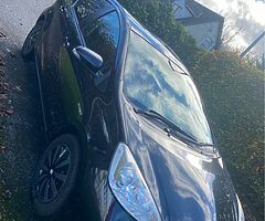 Toyota Aqua 1.5l Hybrid