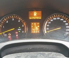 Toyota Avensis 2011 read add!!! - Image 5/7