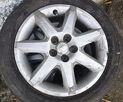 Toyota alloy - Image 4/7