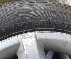 Toyota alloy - Image 5/7