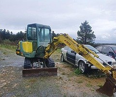 Yanmar mini digger