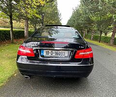 For sale Mercedes Benz e250 automatic!!! - Image 5/10