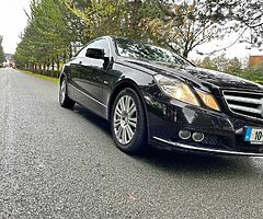 For sale Mercedes Benz e250 automatic!!! - Image 10/10