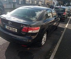 2 litre toyota avensis