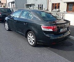 2 litre toyota avensis
