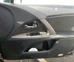 2 litre toyota avensis - Image 3/8