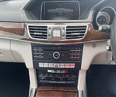 2016 Mercedes E Class - Image 8/10