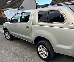 Toyota hilux - Image 3/10