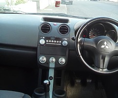 Mitsubishi Colt - Image 5/9