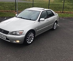 2005 Lexus IS 200