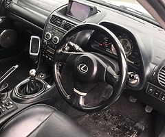 2005 Lexus IS 200 - Image 7/10