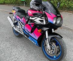 1993 Gsxr 750 Slingshot