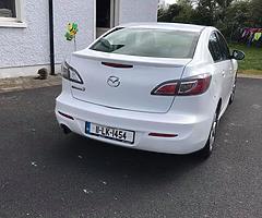 2011 Mazda 3 - Image 5/7