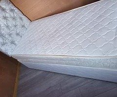Single bed mint condition - Image 1/4