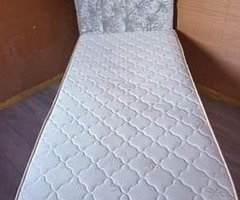 Single bed mint condition