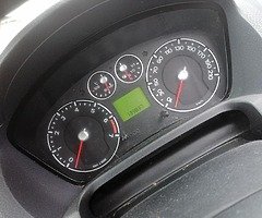 Ford fiesta - Image 5/10