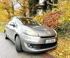 Renault Grand Scenic - Image 6/10