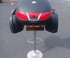 Vfr 750 full luggage rack and panniers with a spare key.