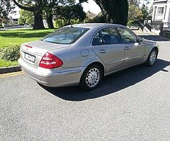 2004 Mercedes-Benz E-Class