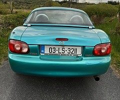 Mazda MX-5 MK2.5 1.8l Manual