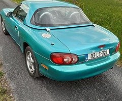 Mazda MX-5 MK2.5 1.8l Manual - Image 4/8