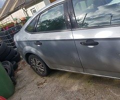 09 ford Mondeo for parts