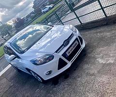2012 Zetec Ford Focus 1.6 eco - Image 4/7