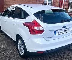 2012 Zetec Ford Focus 1.6 eco - Image 5/7