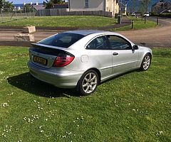 Anyone for mercedes coupe 220D will swap - Image 3/4