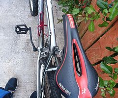 Selling my Carrera mountain bike due to no time to use it.i put 2 new continental tyres on it - Image 3/7