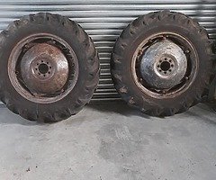 35 135 dexta wheels and tires