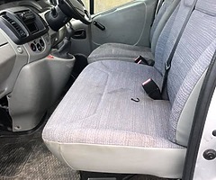 2007 Renault Traffic 2.0cdti engine box Breaking breaking - Image 5/10