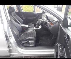 Volkswagen Passat - Image 7/10